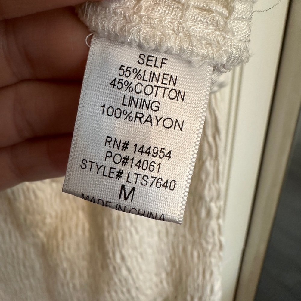 WHITE LINEN 2 PIECE - Picture 5 of 5